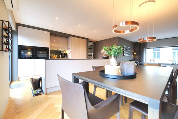 Foto - Te koop: Gerenoveerde luxe herenhuis in centrum van Vaals